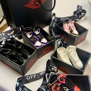 Jordan 1 Tennis Key Chains! 🔥🔥🔥 $20ea. Pair